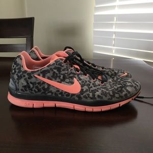 Nike 5.0 free running shoes
